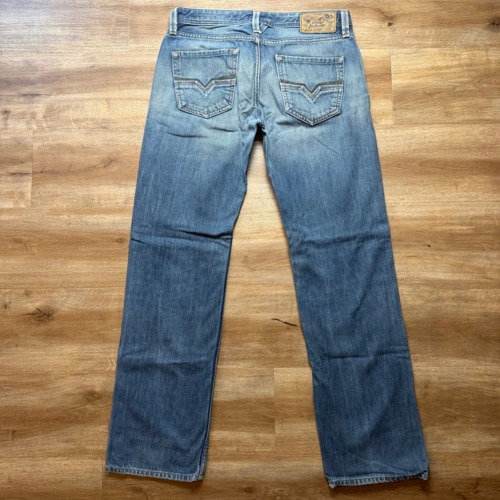 Diesel Larkee‎ Jeans Mens 31x32 Blue Regular Straight Leg Distressed Wash 008J4